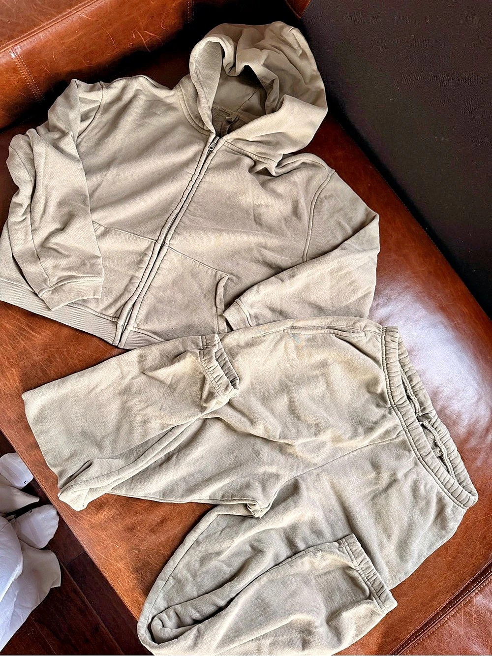 SKIMS Hoodie & Jogger Set in Taupe